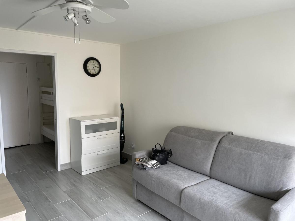 Le Reve Bleu Apartment แซงต์-ซีเปรียง ภายนอก รูปภาพ